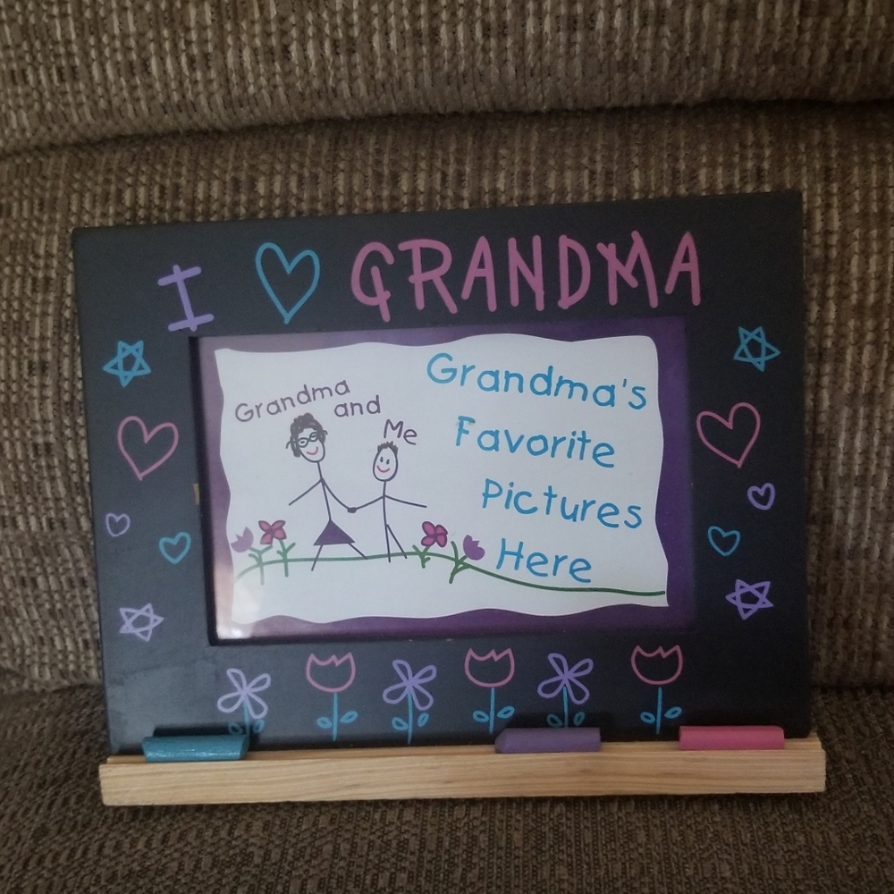 Bundle of 3 various cute frames. All in void condition.